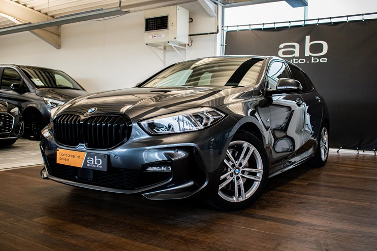 BMW 118