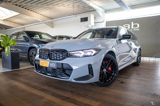 BMW 330