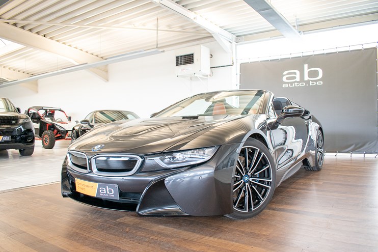 BMW i8