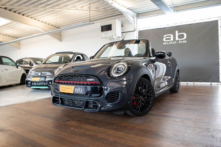 MINI John Cooper Works Cabrio