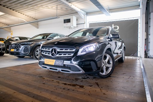 Mercedes-Benz GLA 180