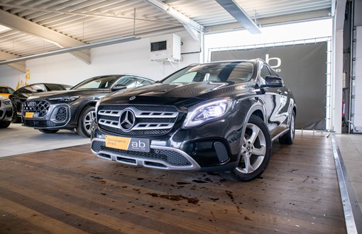 Mercedes-Benz GLA 180