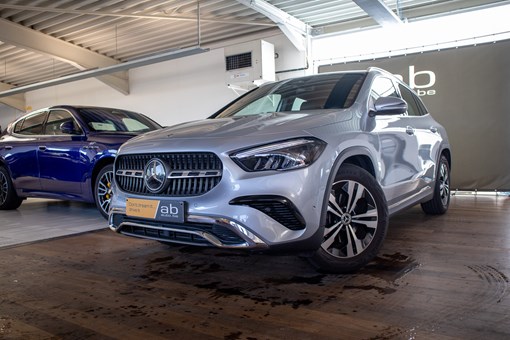 Mercedes-Benz GLA 180