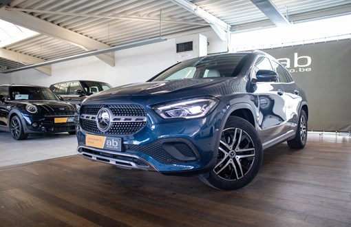 Mercedes-Benz GLA 200